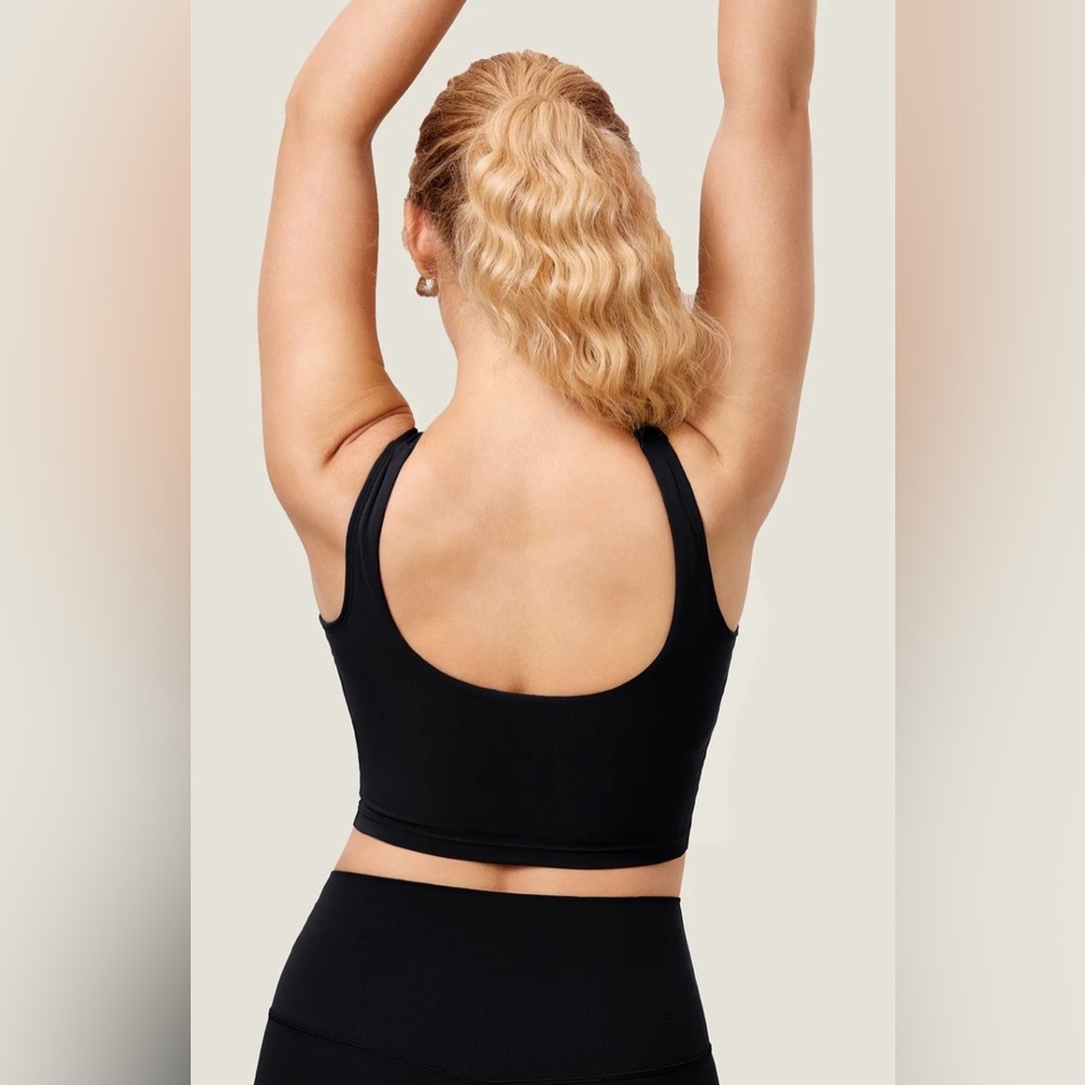 Seamless Black Nursing Crop Top - Comfortable Support - Picture 4 of 9